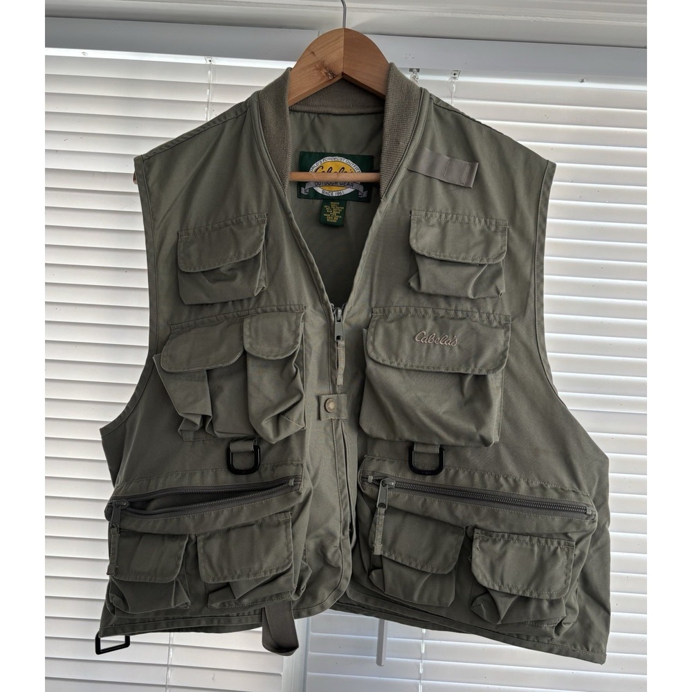 Cabela's Med Hunt Fish Multi Pocket Utility Vest Durable Versitile Olive‎ Green